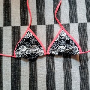 3 for $15!!! ☀️Cute Bikini Top☀️